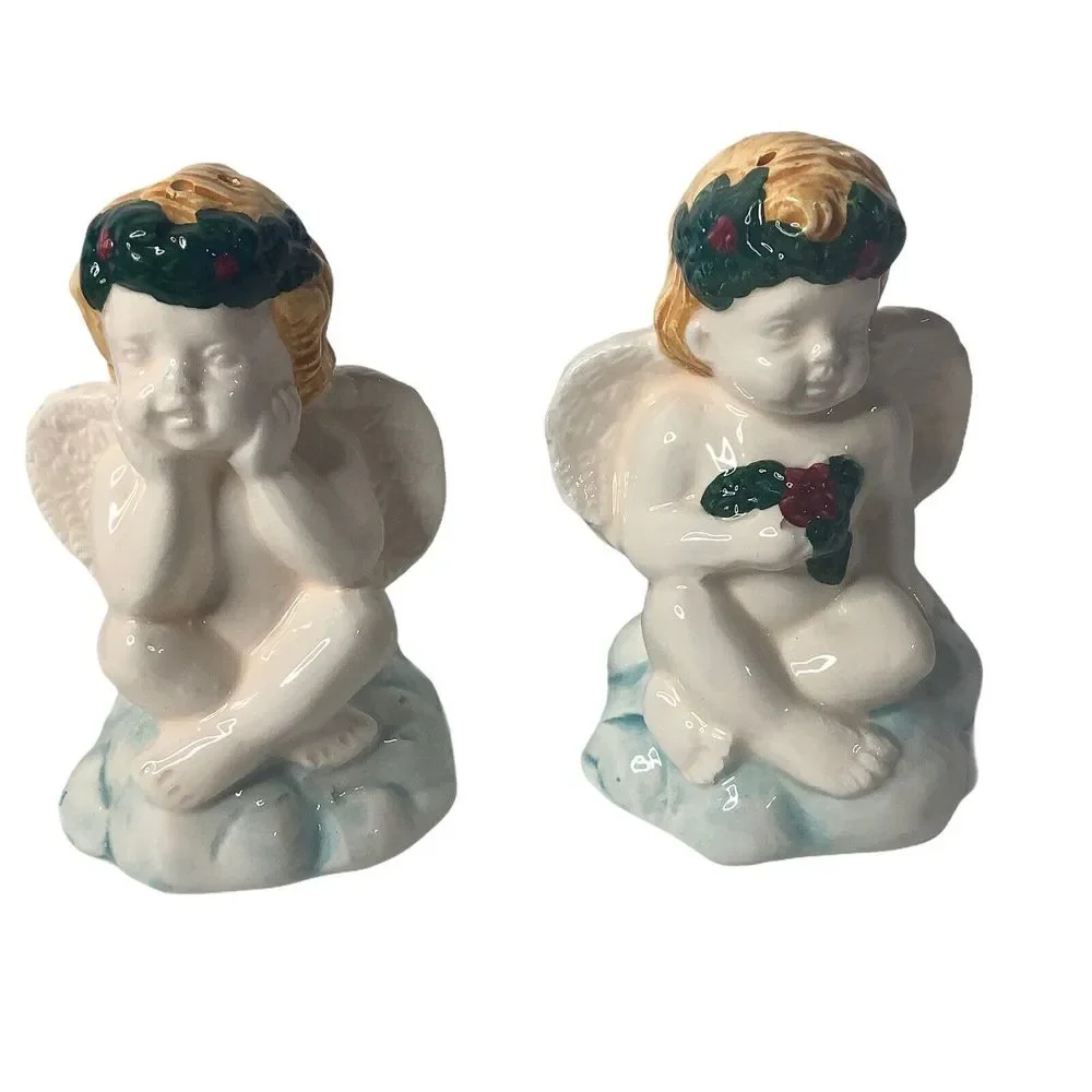 Heavenly Hostess Angels Christmas Salt and‎ Pepper Shakers White Unused in Box